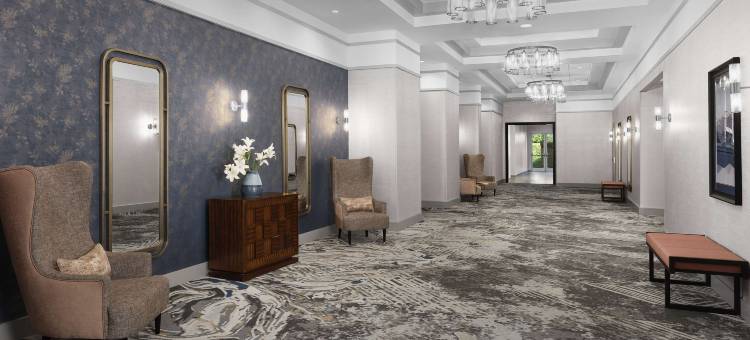 亚特兰大肯纳瑟城镇中心希尔顿安泊酒店(Embassy Suites by Hilton Atlanta Kennesaw Town Center)图片