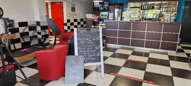 圣维克托蒙吕松基里亚德酒店(Kyriad Design Enzo Montlucon - Saint Victor)图片