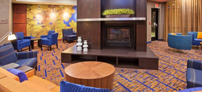 路易斯威尔东北万怡酒店(Courtyard Louisville Northeast)图片