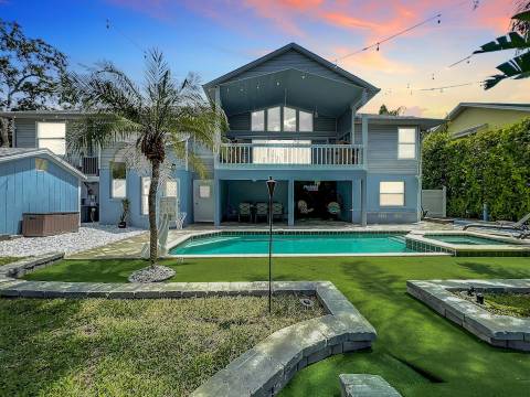 Amenity Paradise! Theater, Game-room, Mini Golf, Outdoor Bowling & Hot Tub!