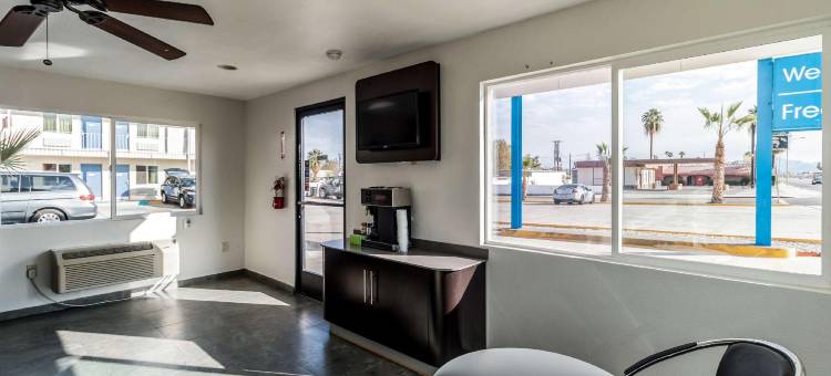 加利福尼亚布莱斯 - 南 6 号汽车旅馆(Motel 6 Blythe, CA - South)图片