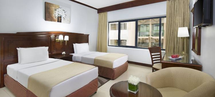 上将广场酒店(Admiral Plaza Hotel)图片