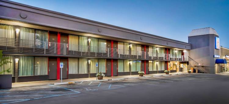 路易斯维尔,肯塔基6号汽车旅馆 - 机场 - 会展中心(Motel 6 Louisville, KY - Airport - Fair Expo)图片