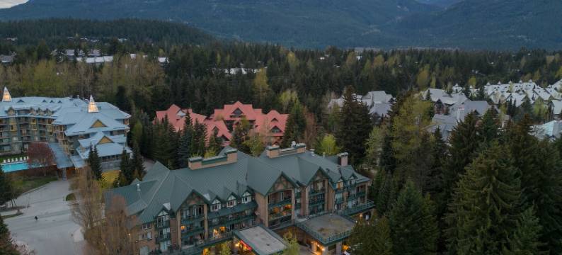 顶峰惠斯勒酒店(Pinnacle Hotel Whistler)图片