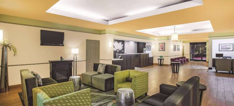 博蒙特西拉昆塔温德姆套房酒店(La Quinta Inn & Suites by Wyndham Beaumont West)图片