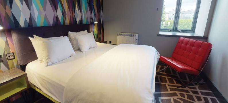 威勒尔乡村酒店(Village Hotel Wirral)图片