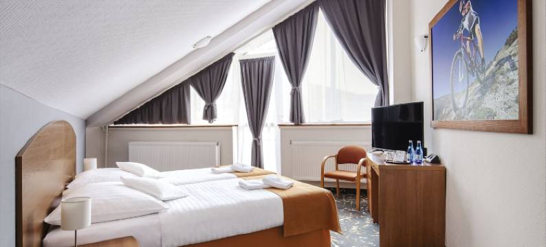 因特菲雷水上乐园运动酒店 - 马拉奇特(Interferie Aquapark Sport Hotel Malachit)图片