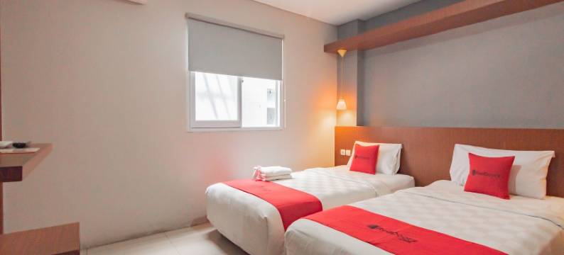 红多兹Plus酒店-达戈波乔克3号(RedDoorz Plus @ Dago Pojok 3)图片