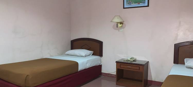 OYO 酒店777号巴鲁加旅馆靠近肯达里萨雷沃音乐工作室(Hotel O Pondok Baruga 777 Near Sarewo Musik Studio Kendari)图片