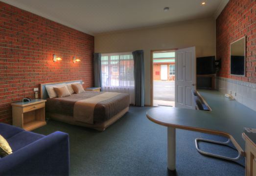 Bairnsdale Tanjil Motor Inn Hotel Overview