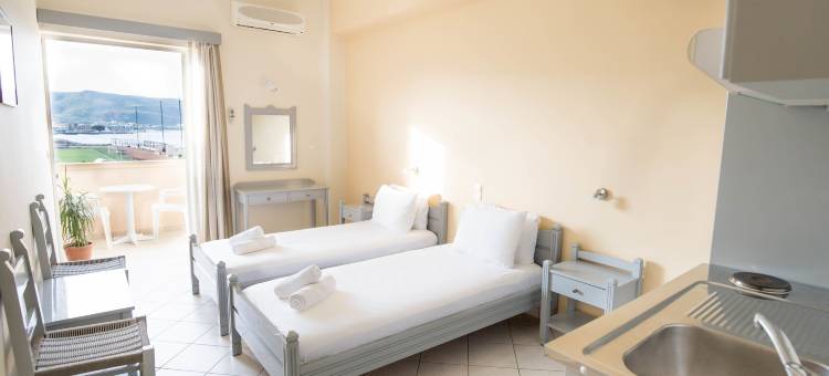 加里尼海滩酒店(Galini Beach Hotel)图片