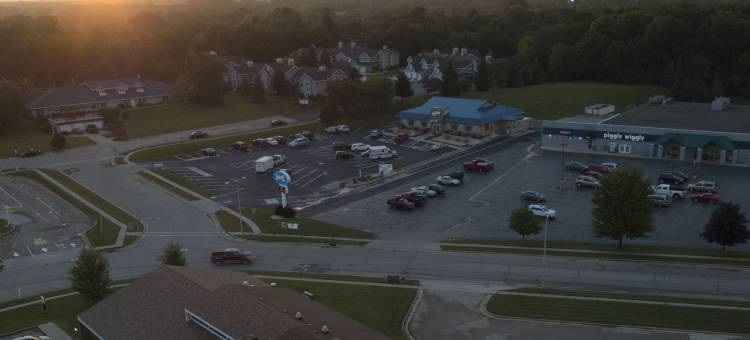 沃潘温德姆呗盟酒店(Baymont by Wyndham Waupun)图片