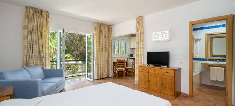 金塔莫尔加多 - 图里斯提可蒙特达艾拉酒店(Quinta do Morgado - Apartamentos Turisticos Monte Da Eira)图片