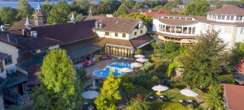 希斯克勒森养生酒店(Wellnesshotel Seeschlößchen - Privat- Spa & Naturresort)图片