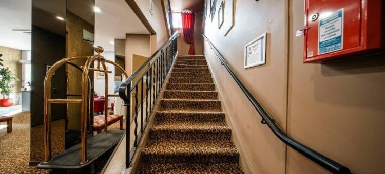 BRIT HOTEL PRIVILEGE 里齐约– 艺术别墅(Brit Hotel Privilege Lisieux - la Villa des Arts)图片