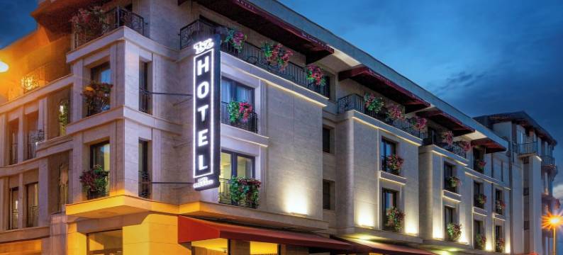 莱纳斯酒店(Lenus Otel)图片