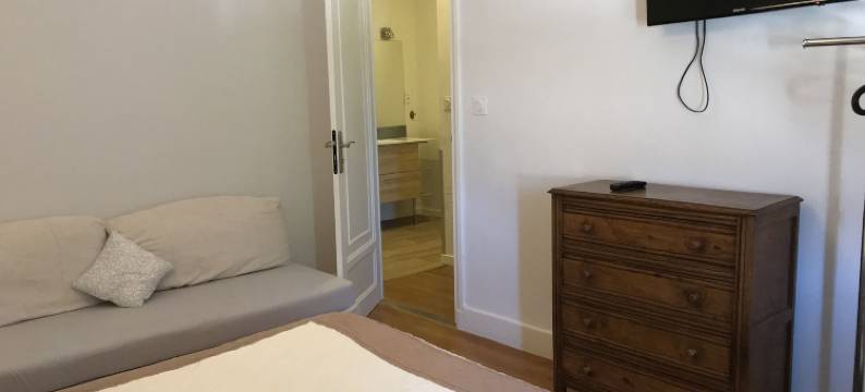 佛姆奥克斯比齐斯酒店(La Ferme Aux Biches)图片