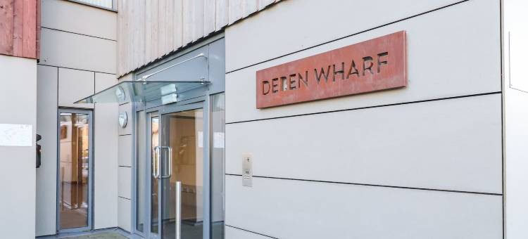 伍德桥顶层公寓(Woodbridge Penthouse)图片