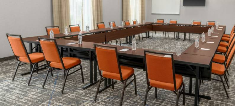 卡尔霍恩万枫酒店及套房(Fairfield Inn & Suites Calhoun)图片