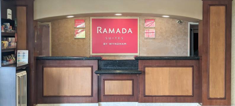 圣地亚哥酒店圈温德姆华美达酒店及套房(Ramada Suites by Wyndham San Diego)图片
