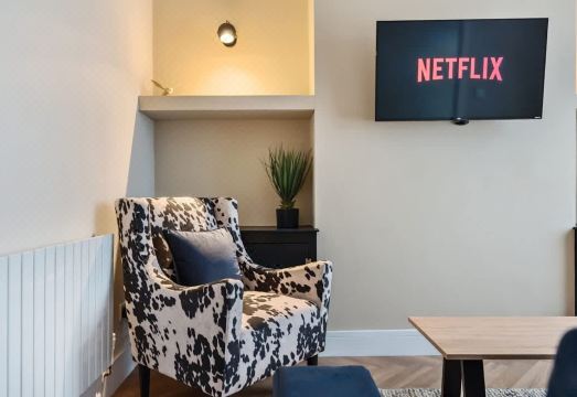 Modern Home Near City Ctre Etihad Co-op Arena Hotel Overview