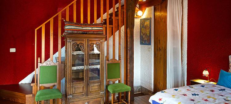 Cottage in Italy with Alpine Fireplace图片
