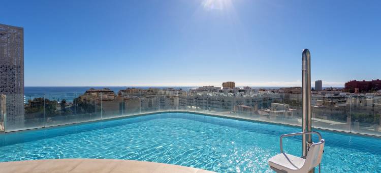 Exclusive apartment in estepona center. Infinity图片