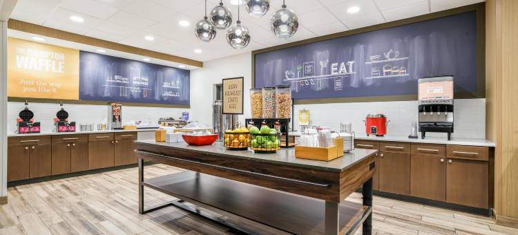 迈尔斯堡市中心汉普顿酒店(Hampton Inn by Hilton Fort Myers Downtown)图片