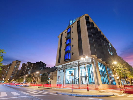 希洪佩拉约国王爵怡酒店