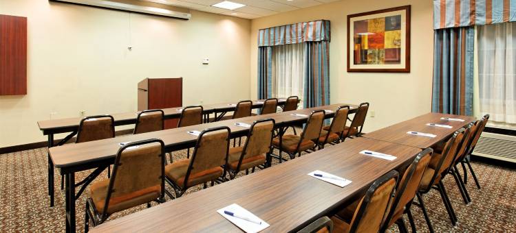Candlewood Suites 塔斯卡卢萨(Candlewood Suites Tuscaloosa)图片