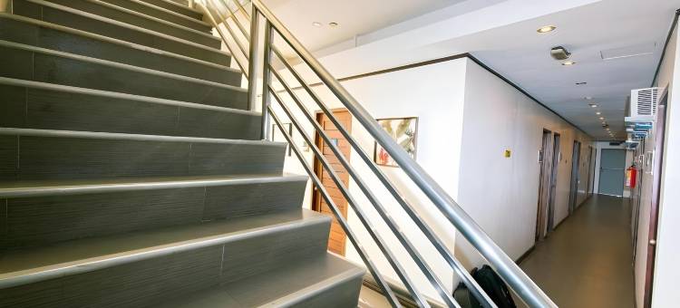 FB Budgetel Suites图片