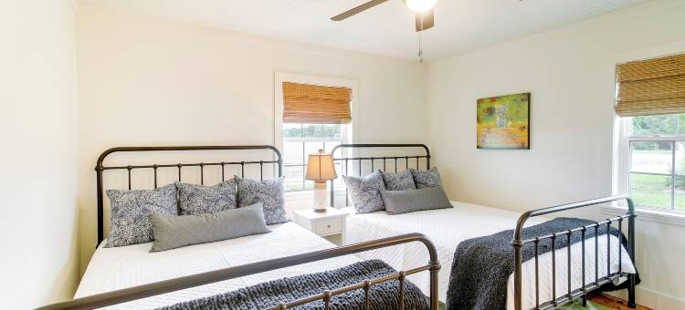 漂亮的乔治亚农场租赁住宅，带露台(Beautiful Georgia Farmhouse Rental w/ Patio)图片