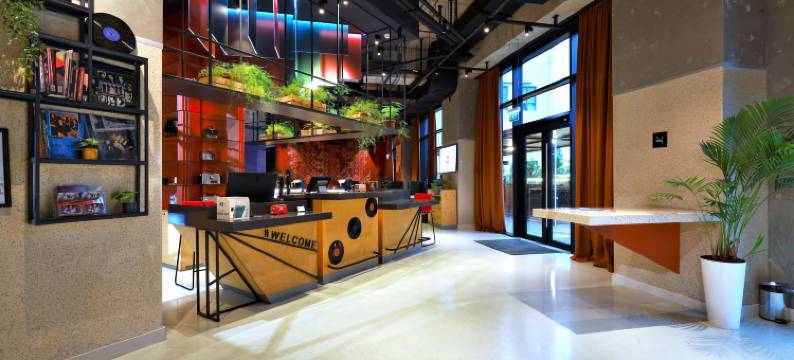 宜必思第比利斯体育场酒店(2019 年 11 月开业)(Ibis Tbilisi Stadium)图片