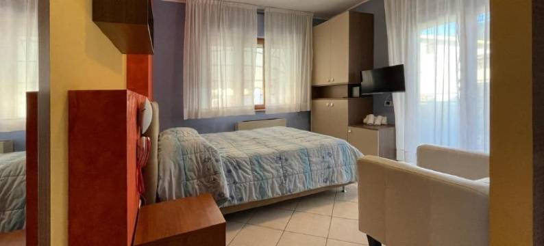 兰特纳(La Lanterna)图片