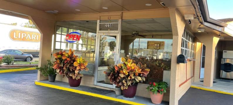 香格里拉奥卡拉和301号公路汽车旅馆(Shangri la Motel Ocala Near Hwy 301)图片