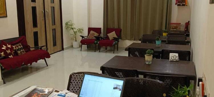 希万什酒店(Shivansh Hotel)图片