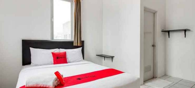 近银河购物中心红门旅馆(RedDoorz Plus Near Galaxy Mall)图片