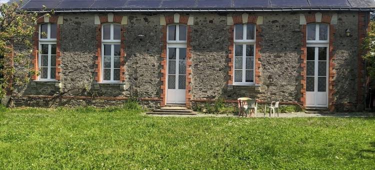 古老学校中的美丽之家(Gîte -Belle Maison Dans Une Ancienne école-Tarif réduit Hors WE !)图片