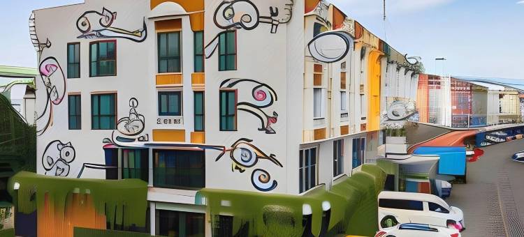 查蒙床和咖啡厅酒店(Chamemon Bed Phuket Town)图片