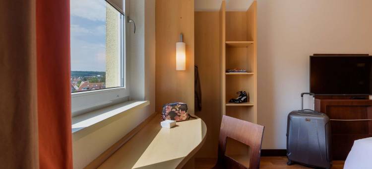 宜必思斯图加特机场会展中心酒店(Ibis Stuttgart Airport Messe)图片