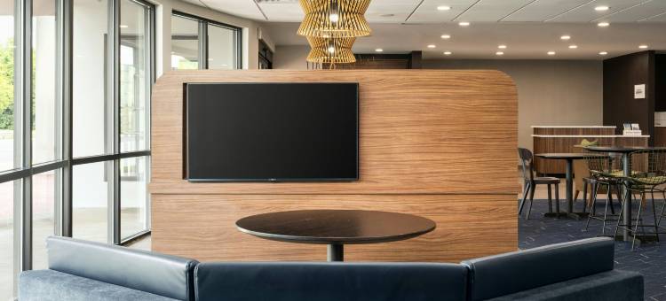 布朗维克万怡酒店(Courtyard by Marriott Brunswick)图片