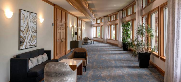 亨廷顿购物中心万豪德尔塔酒店(Delta Hotels Huntington Mall)图片