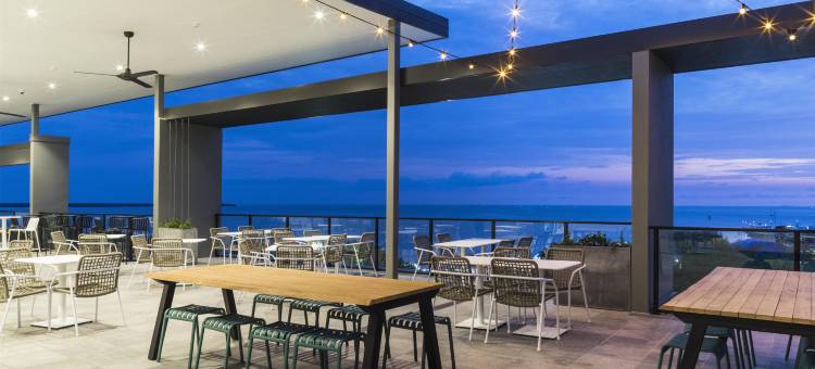 凯恩斯盛橡酒店(Oaks Cairns Hotel)图片