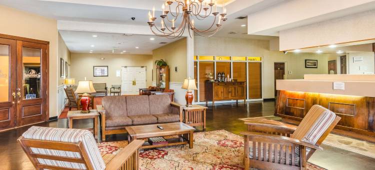 拉福德-西布莱克斯堡I-81品质酒店(Quality Inn Radford-West Blacksburg I-81)图片