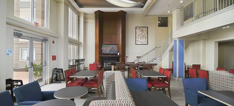 智选假日套房酒店港口克林顿卡托巴岛(Holiday Inn Express & Suites PORT CLINTON-CATAWBA ISLAND by IHG)图片