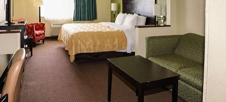 品质酒店东部(Quality Inn Evansville Eastland Area)图片