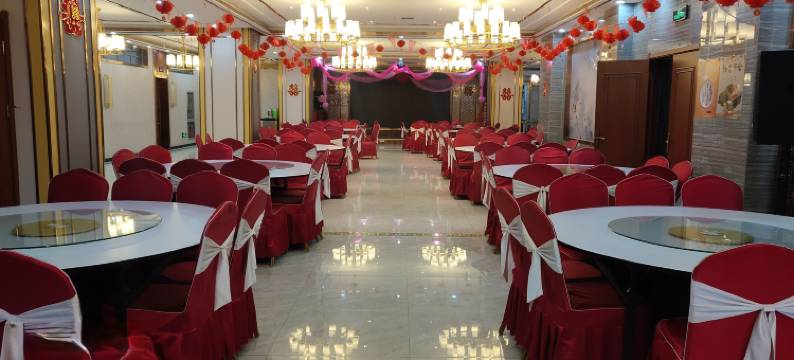 临潭洪和大酒店图片