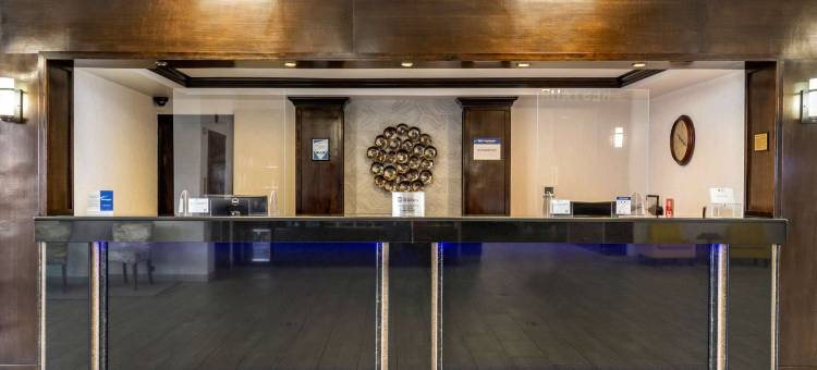 磨塞斯克湖滨贝斯特韦斯特优质酒店(Best Western Plus Lake Front Hotel)图片