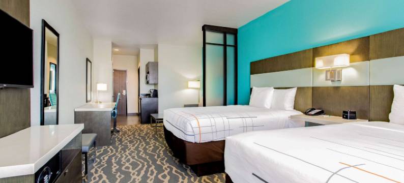 沃思堡北湖拉昆塔温德姆套房酒店(La Quinta Inn & Suites by Wyndham Northlake Fort Worth)图片