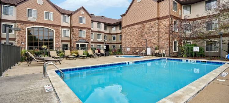 Staybridge Suites 大急流城的KENTWOOD by IHG(Staybridge Suites Grand Rapids - Airport)图片